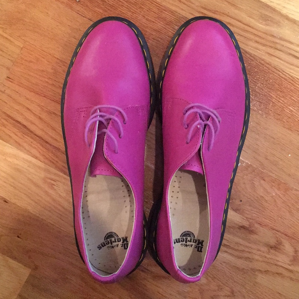 Violet Low Dr. Martens